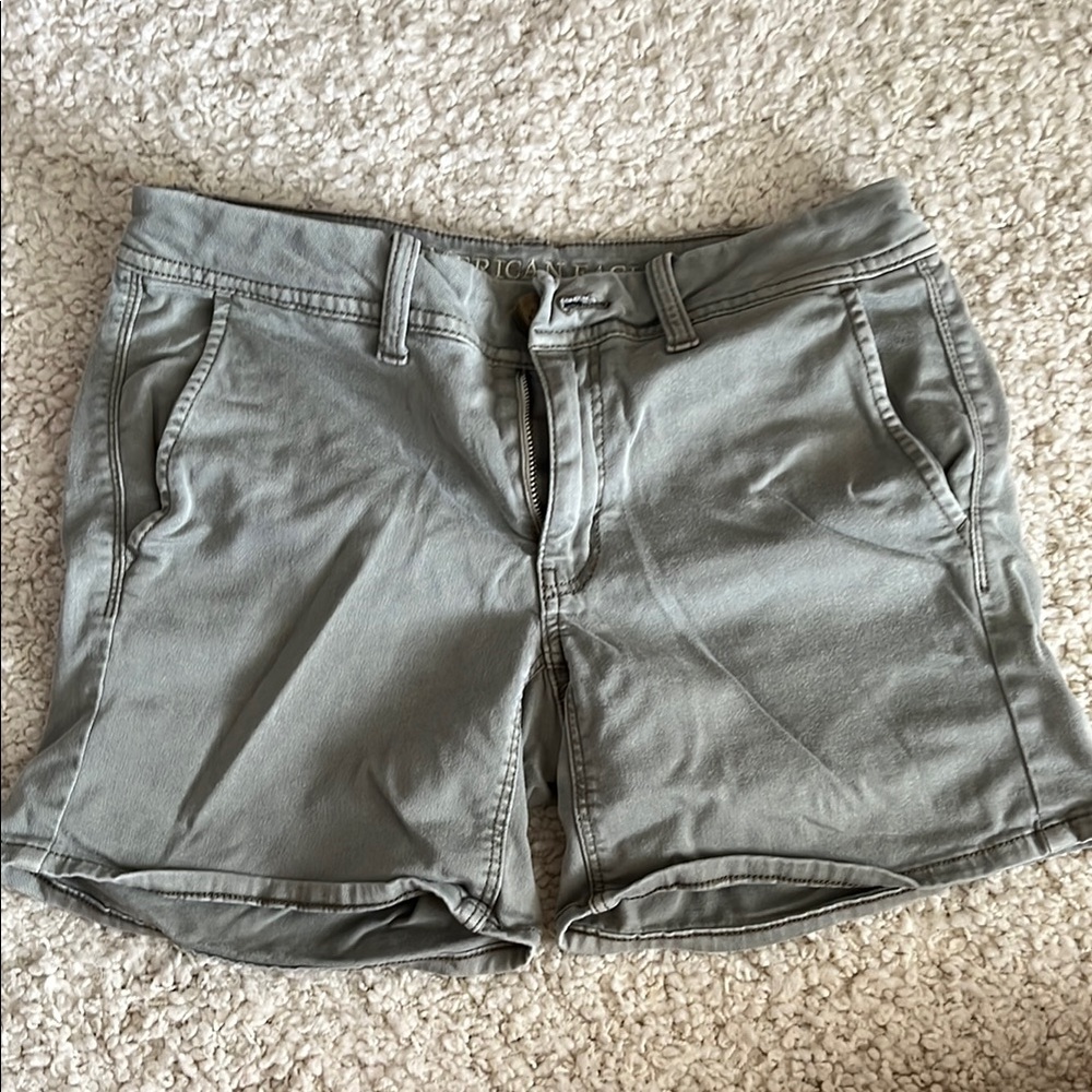 American Eagle Outfitters Gray Cargo Shorts Relaxed Fit